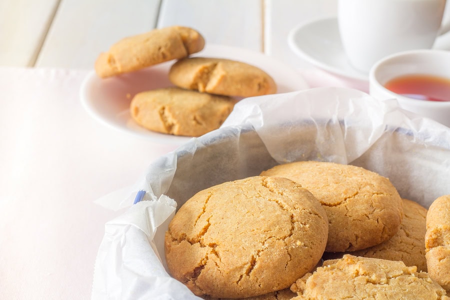 Delicious homemade gingernut biscuits perfect for afternoon tea or snacks. Crispy, spicy, and full o.