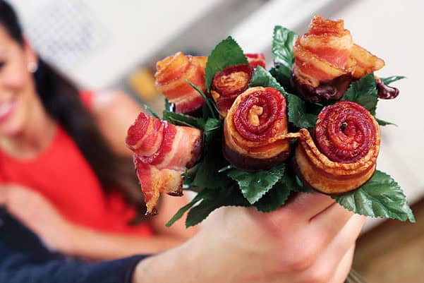 Bacon-wrapped gift bouquet perfect for Father's Day or special occasions. Unique, tasty, and easy to.