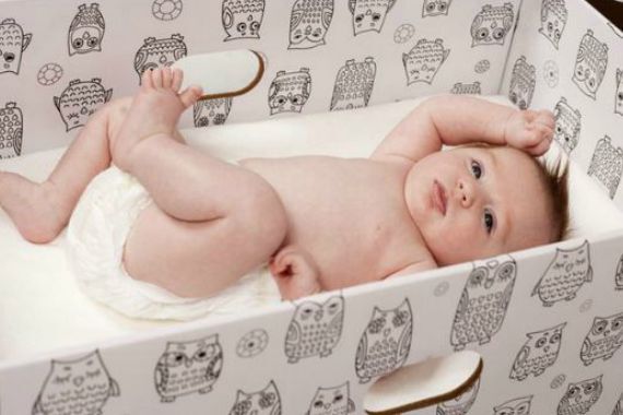 Finnish Babies are Sleeping In Cardboard Boxes