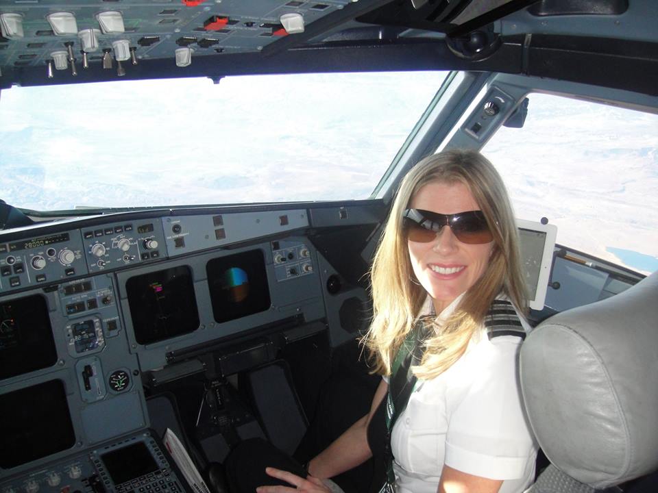 Four Pilots Sue Airline Company For Its Policies Vs Pregnant and Breastfeeding Mums | Stay at Home Mum