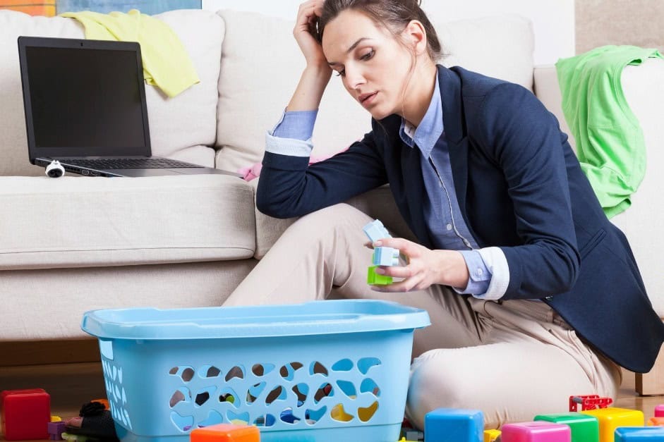 Men deliberately do a terrible job at housework to avoid it later.