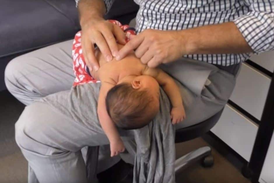 Melbourne Chiropractor Who “Cracked” Baby’s Back Temporarily Banned From Treating Children