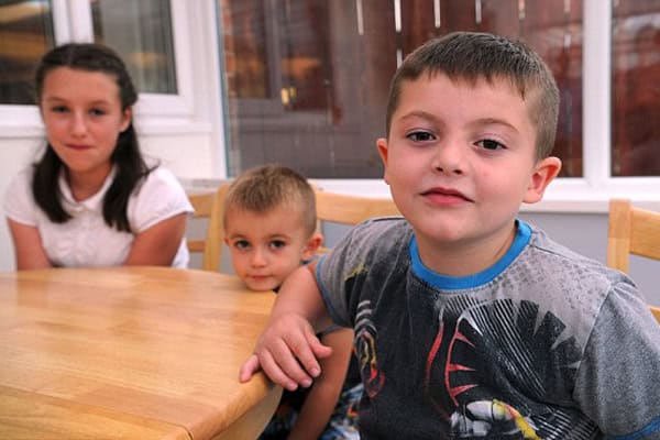 Mum Tells Of Horror As Stranger Tries to Snatch Her Son