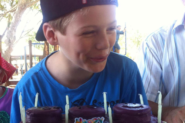 13-Year-Old Boy Who Was Hit in the Head by a Golf Club While Toad Hunting Has Passed Away | Stay at Home Mum