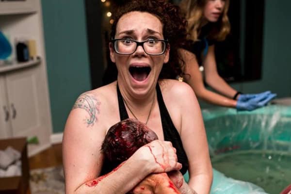 Mum Gives Birth Naturally To A Five-Kilogram Baby At Home