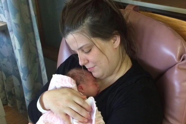 New Mum Warns Others After Common Itching Problem During Pregnancy Almost Killed Her Baby