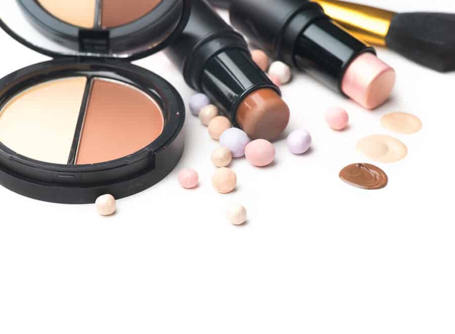 Contouring: Sculpt, Define & Highlight Like A Pro!