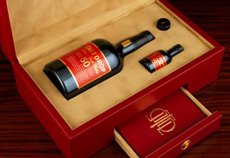 Premium Australian spirits in a stylish gift box for connoisseurs.