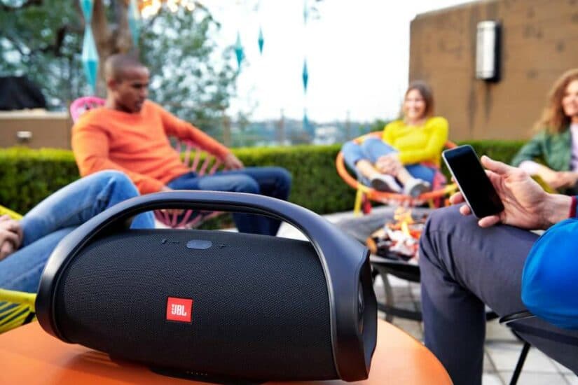 9 Best Tech Gifts the Whole Family Will Love for Christmas!