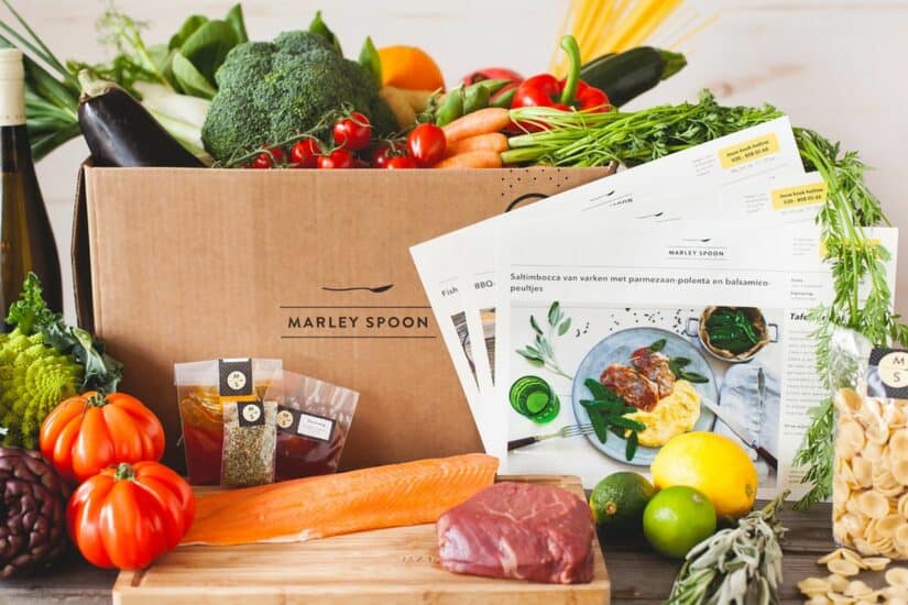 Fresh Marley Spoon meal kit with vegetables and ingredients for home cooking.