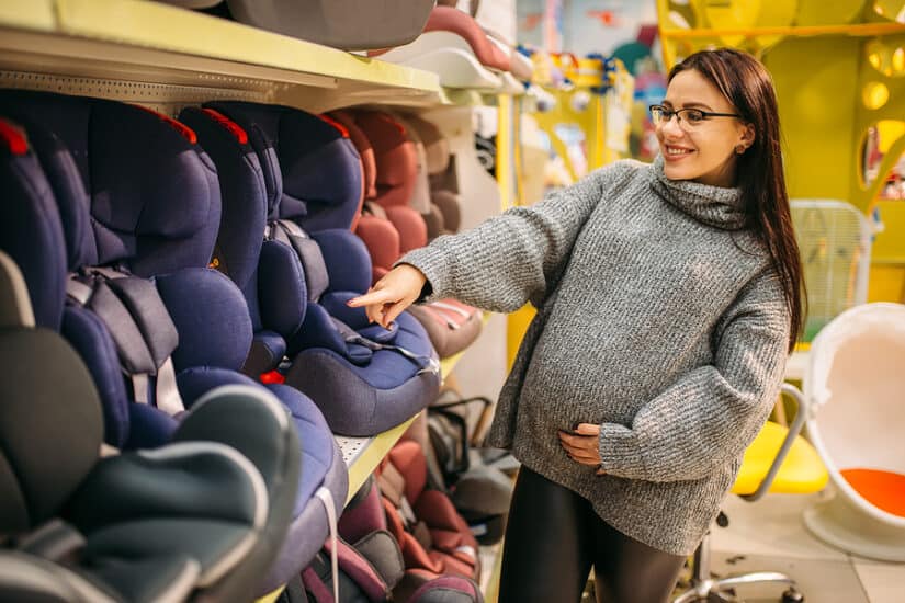 Baby car seats suitable for newborns in store.