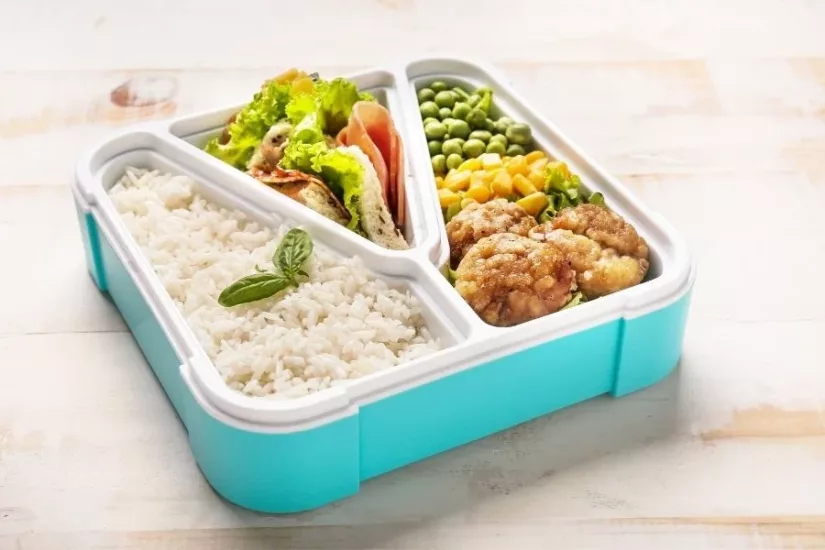 10 Ways to Save Money on School Lunches