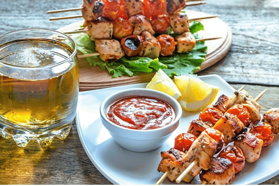 27 Cool New Year’s Eve Cocktail Party Recipes and Drinks