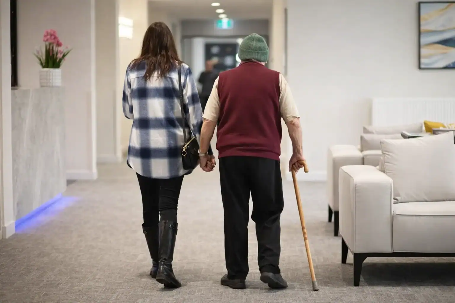 Supporting Ageing Parents Through Major Life Changes